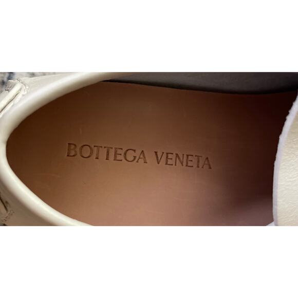 $850 NIB Men\'s Bottega Veneta White Leather Driving Shoes Size 6(39) main image 6